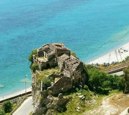 公寓 Casa Vacanze Silvanna 博瓦马里纳